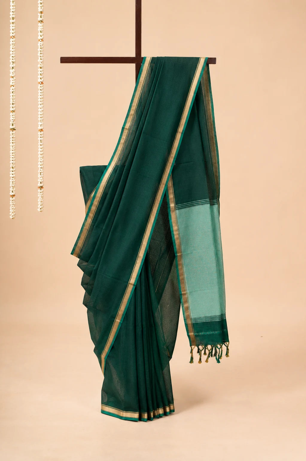 Teal Green Narayanpet Handloom Cotton Saree with Thin Border