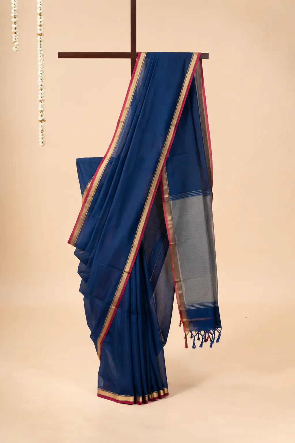 Indigo Narayanpet Handloom Cotton Saree with Thin Border