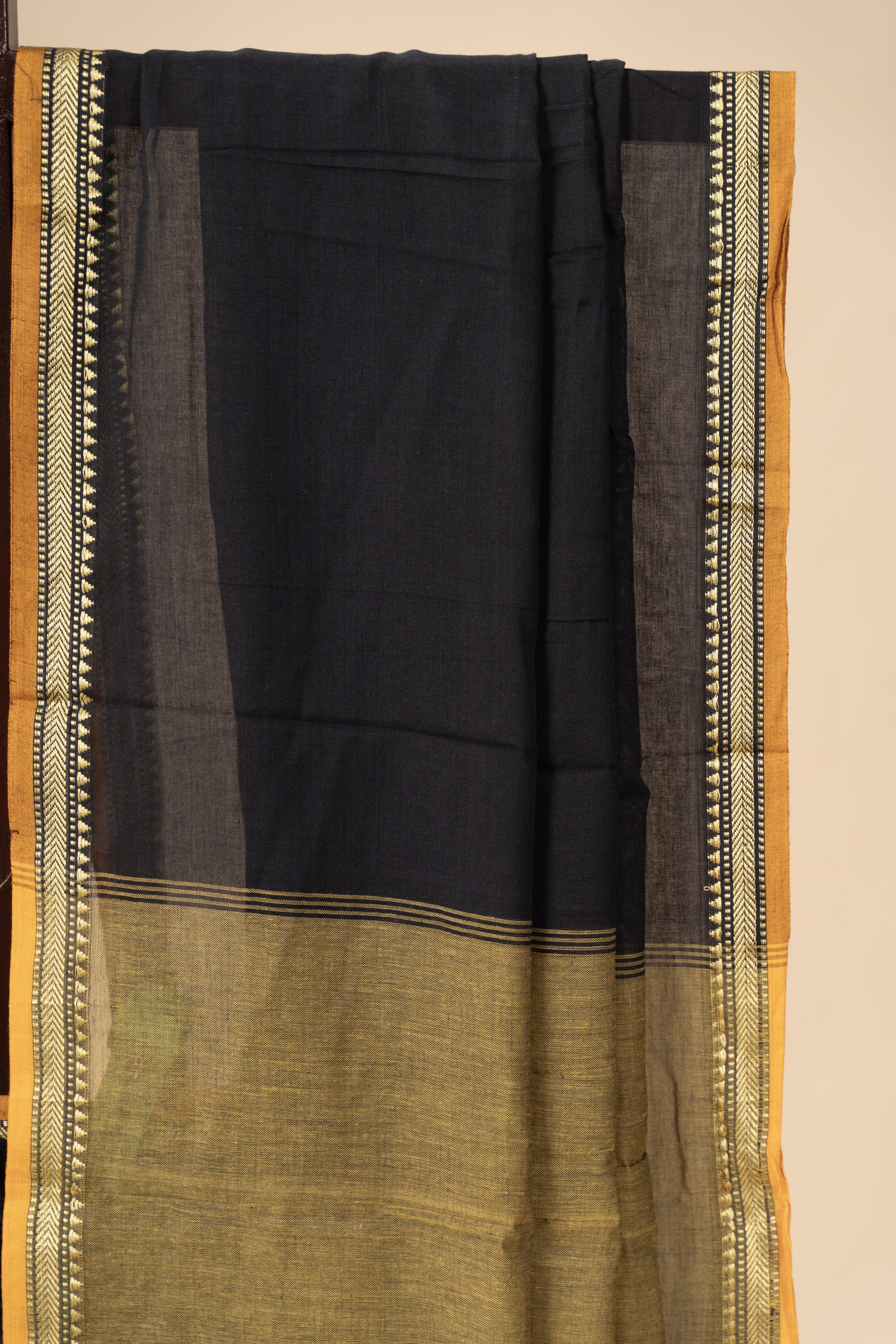 Narayanpet cotton saree with Thin border