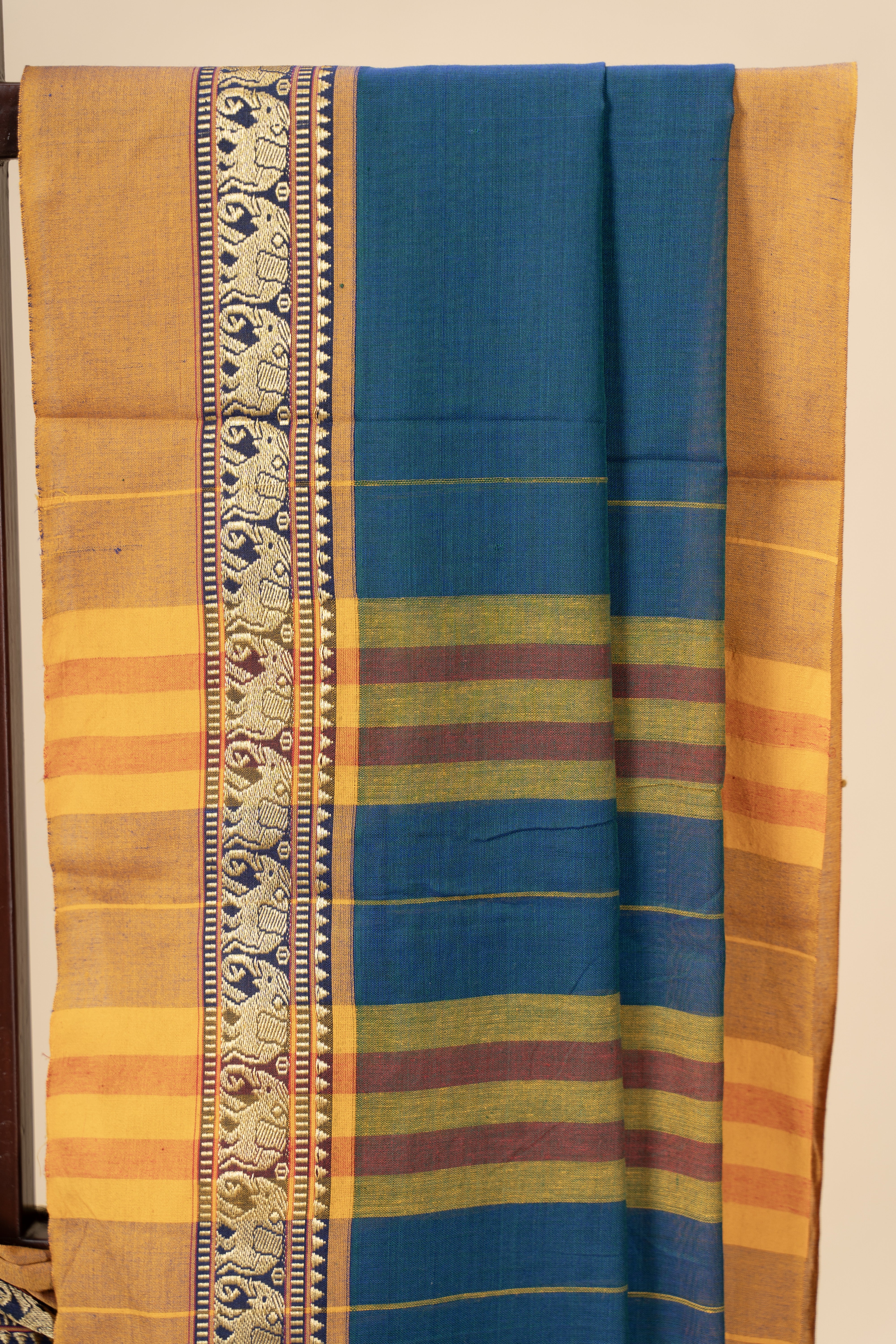 Narayenpet cotton saree with elephant border