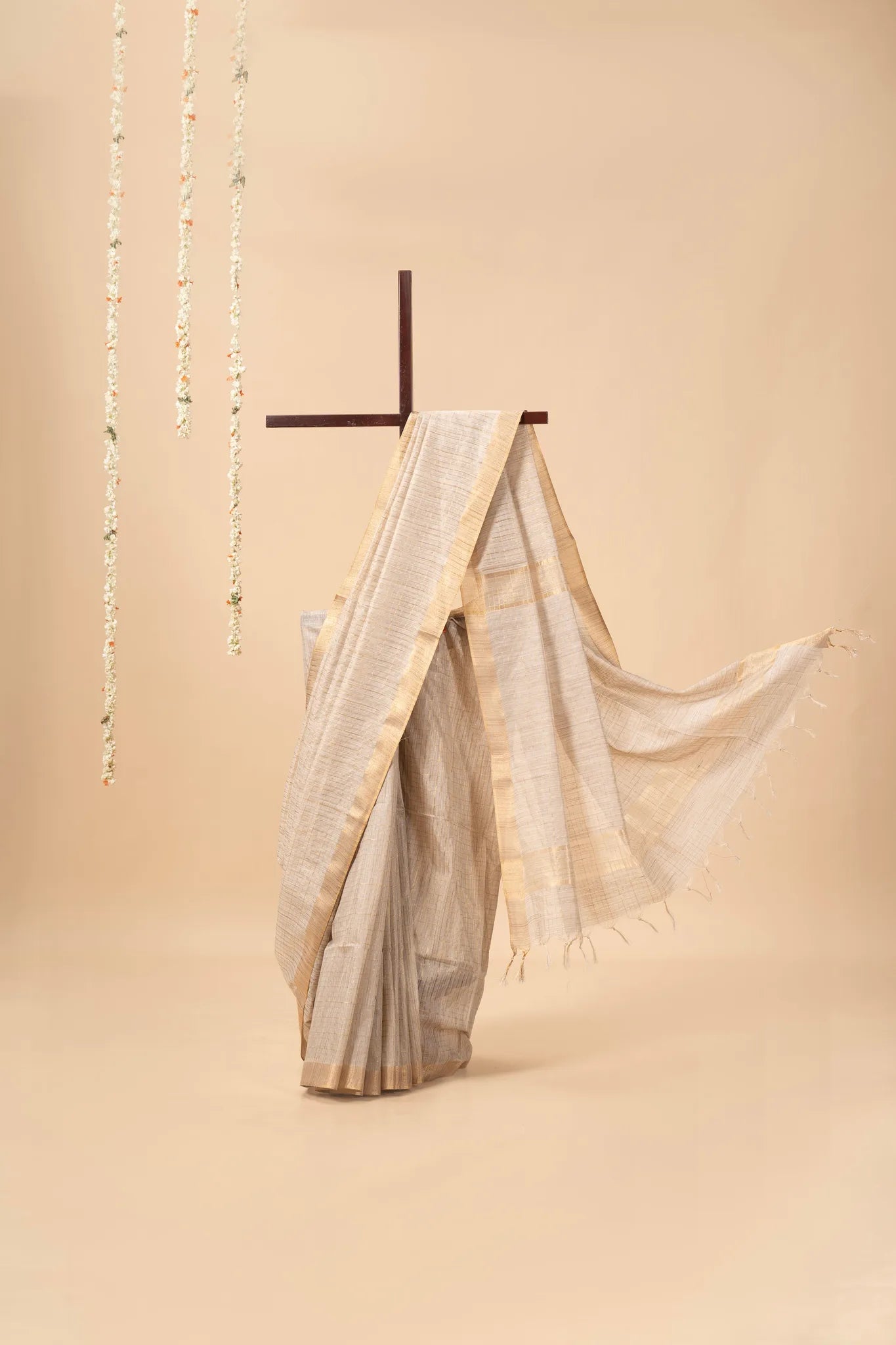 Beige Check Patterned Semi Tussar Silk Saree With Golden Zari - view 2