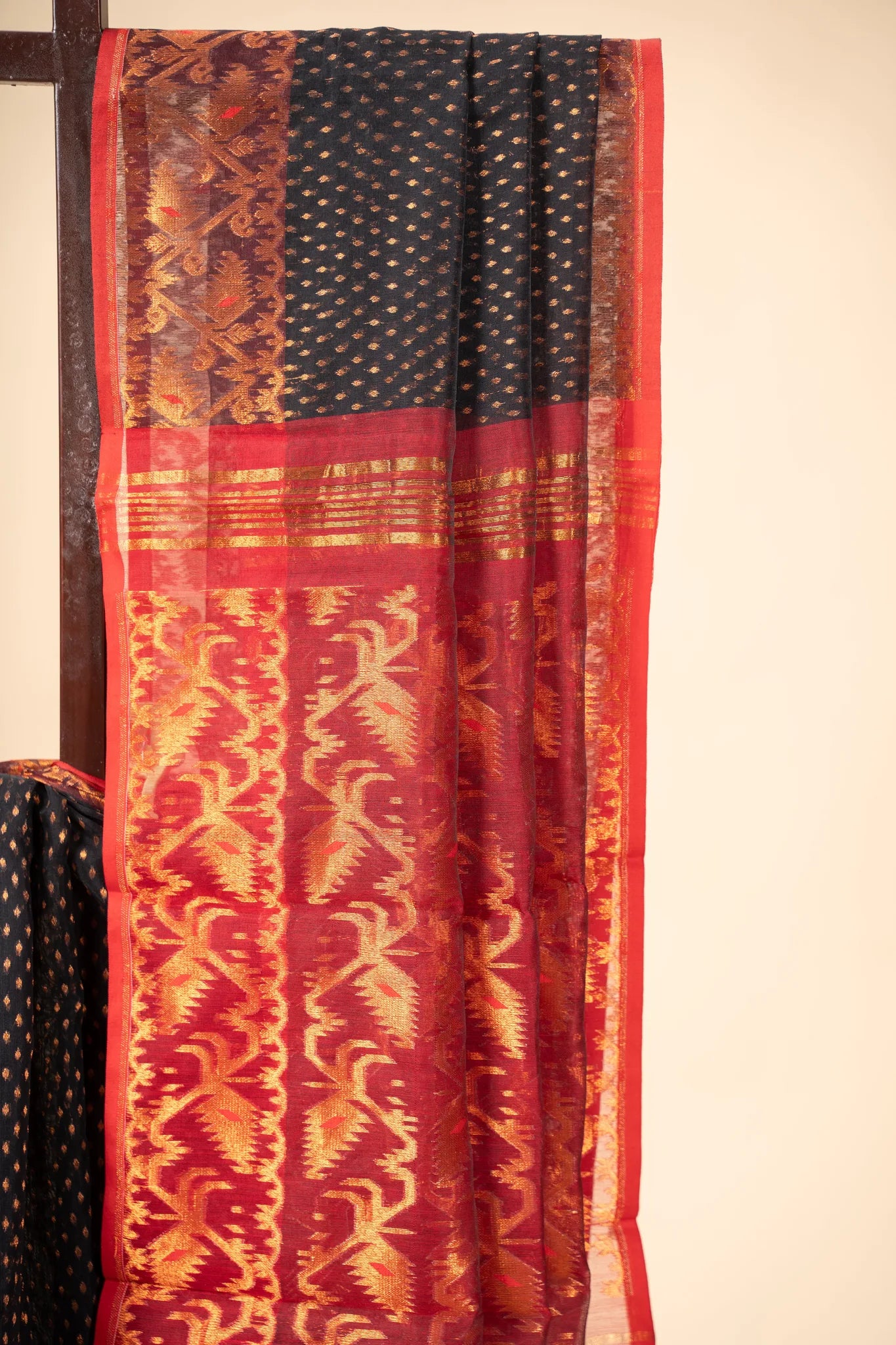 Black and Red Pallu with Copper Zari Dhakai Jamdani Saree - view 3