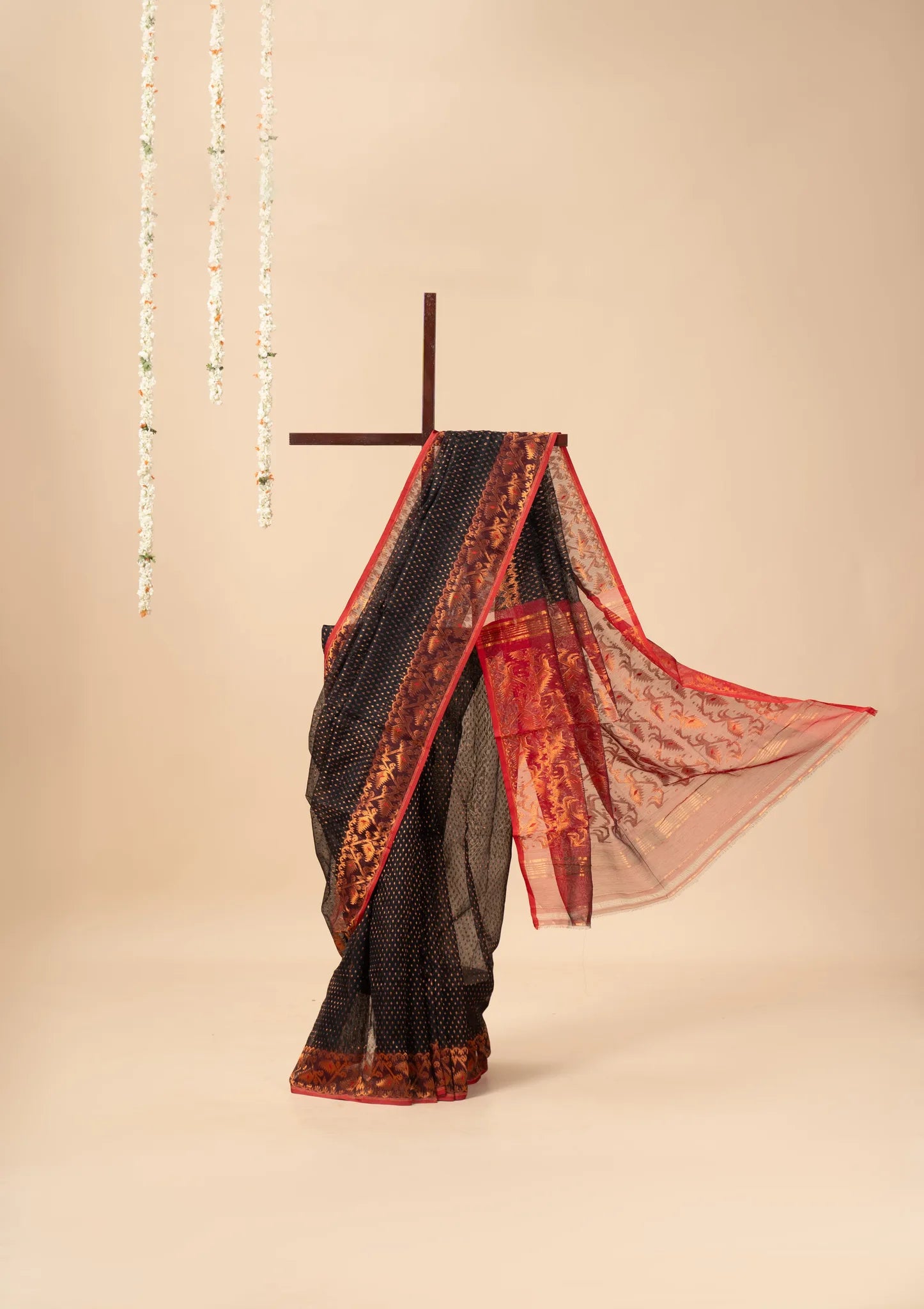 Black and Red Pallu with Copper Zari Dhakai Jamdani Saree