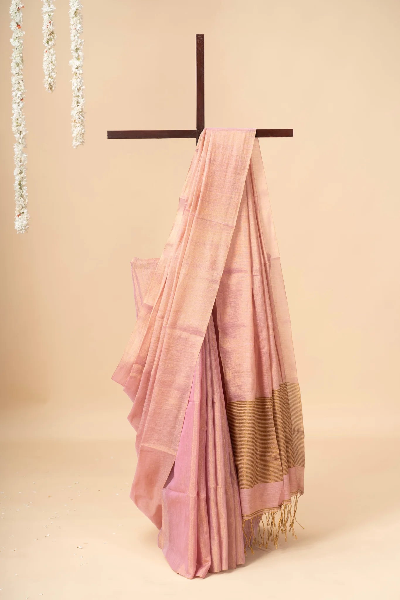 Dusty Rose Light Weight Zari Linen Saree - view 2