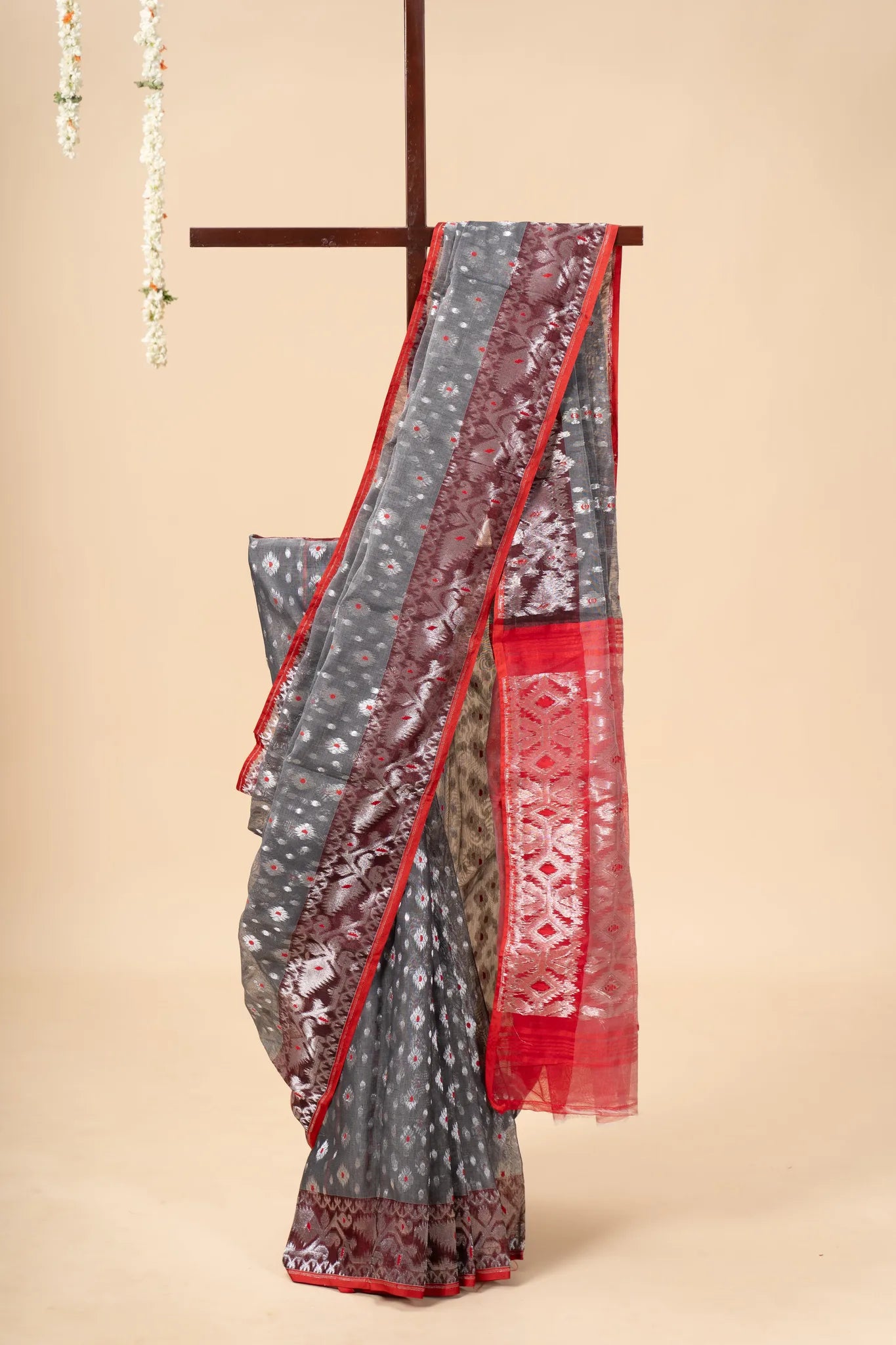 Grey and Red With Silver Zari Jhakai Jamdani Saree - view 2