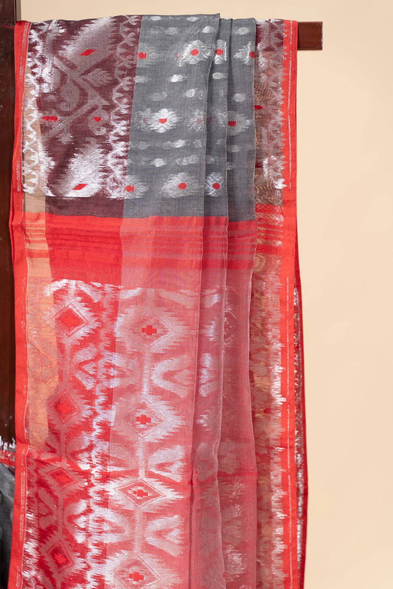 Grey and Red With Silver Zari Jhakai Jamdani Saree - view 3