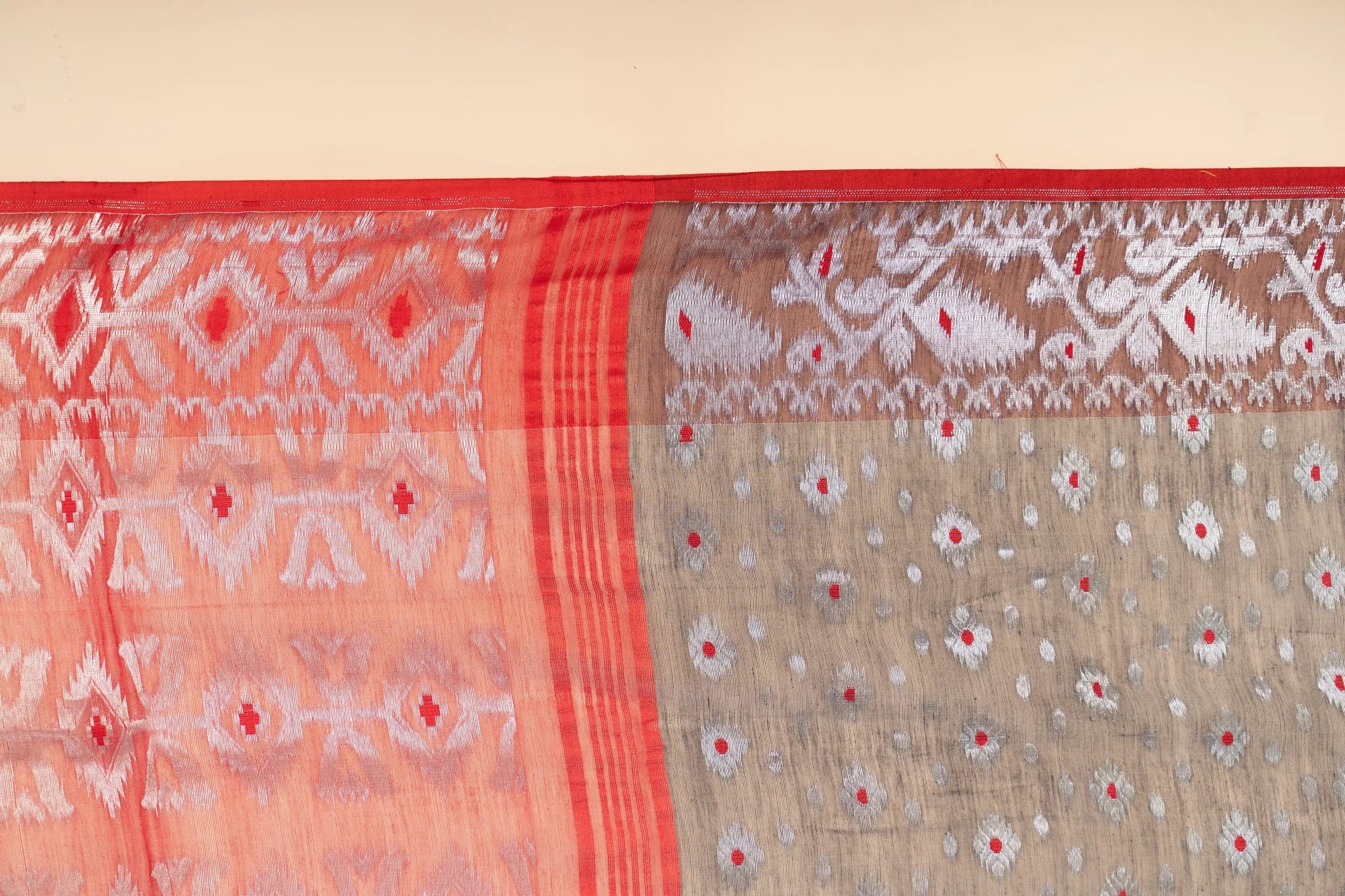 Grey and Red With Silver Zari Jhakai Jamdani Saree - view 4