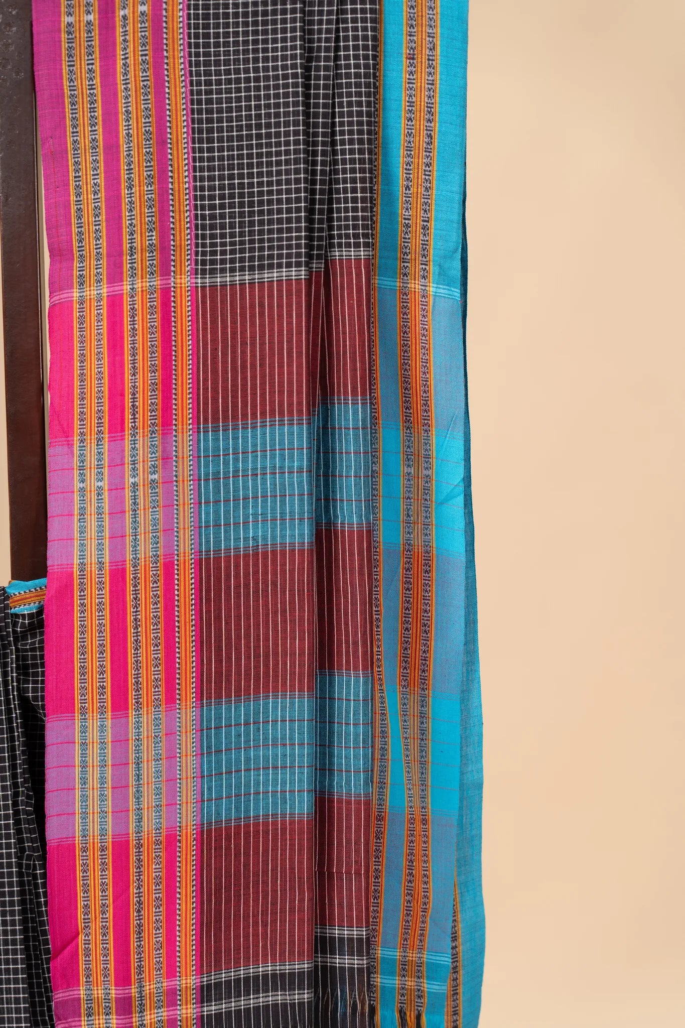 Grey & Teal Patteda Anchu Handloom Cotton Saree - view 3