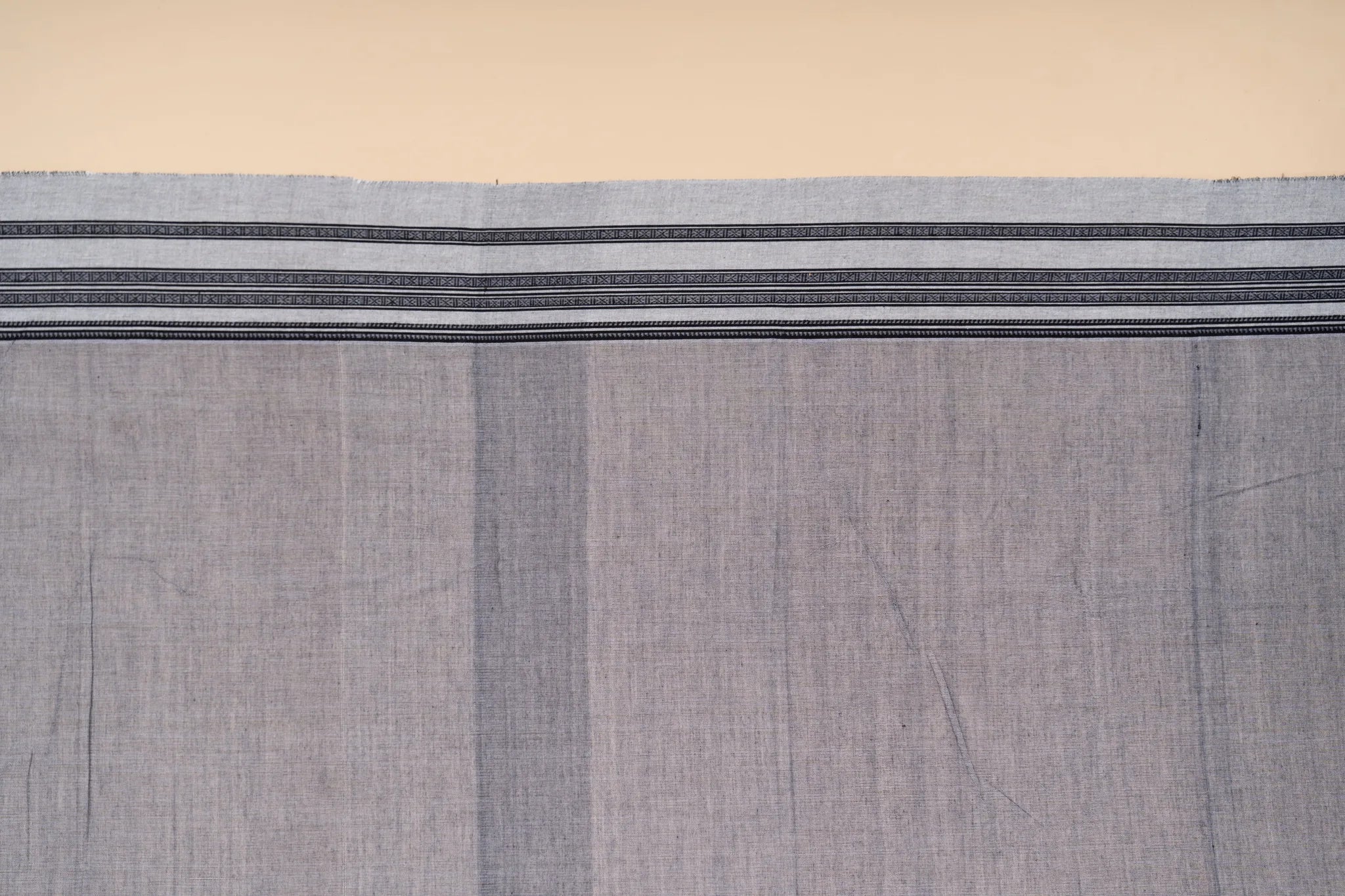 Grey & Yellow Patteda Anchu Handloom Cotton Saree - view 4