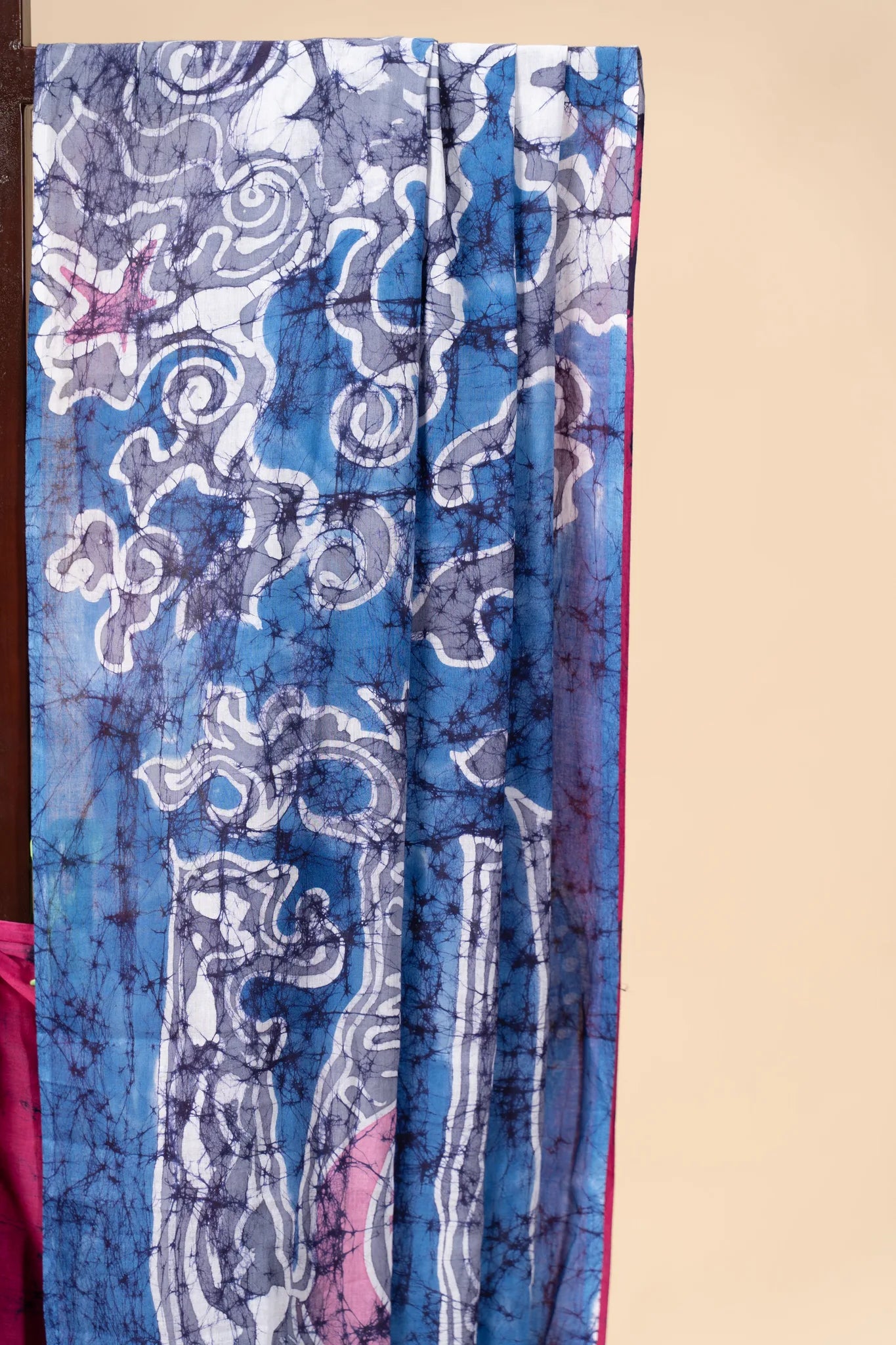Rose Pink Hand-Painted Batik Mul Cotton Saree - view 4
