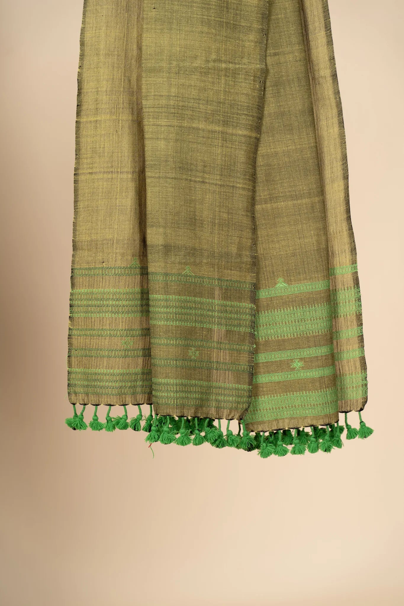 Handwoven Bhujodi Stole - view 3