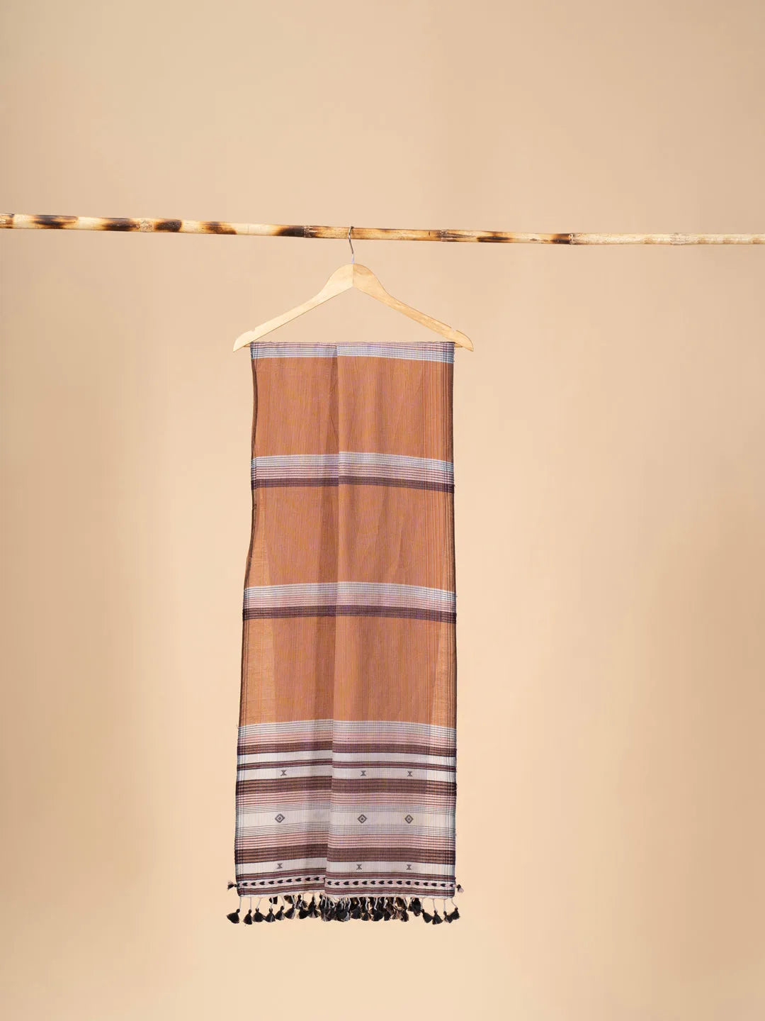 Handwoven Bhujodi Stole - view 2