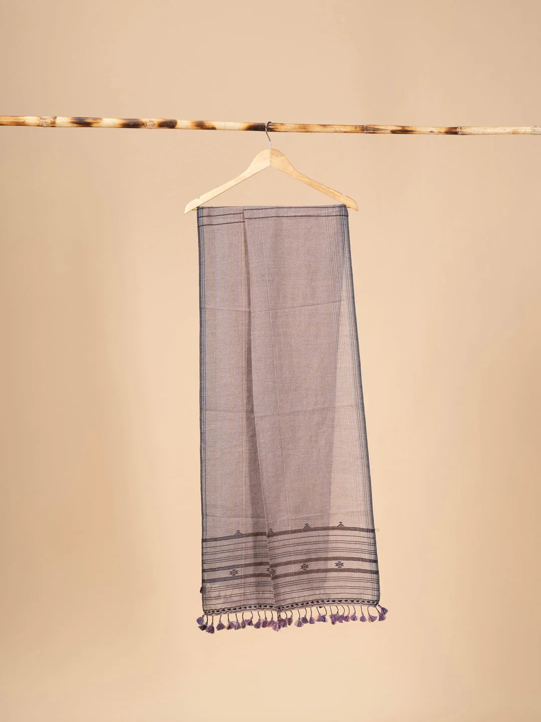 Handwoven Bhujodi Stole - view 2