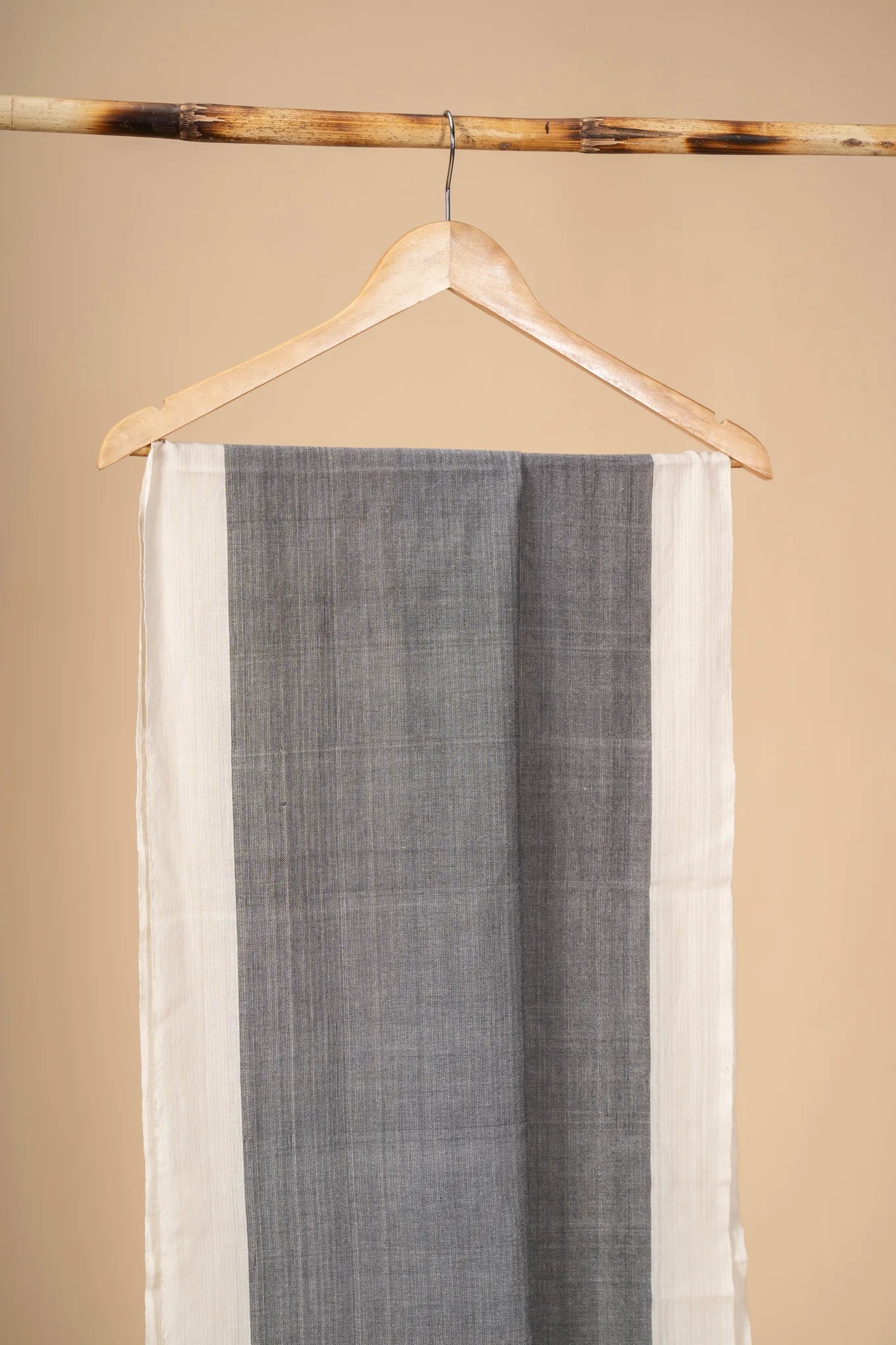 Handwoven Bhujodi Stole