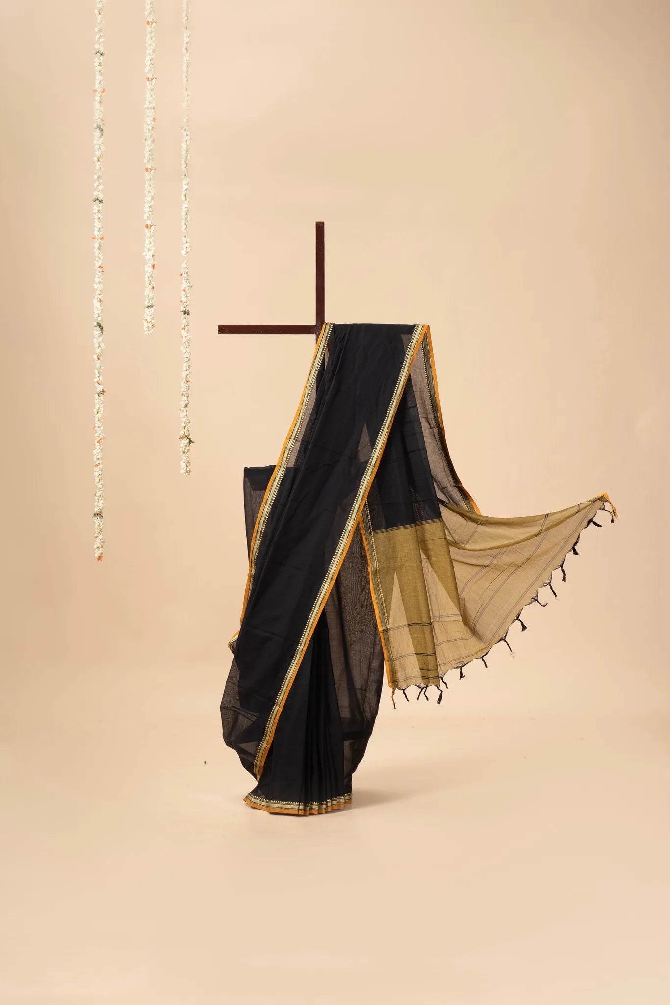 Black Narayanpet Handloom Cotton Saree with Thin Border - view 2
