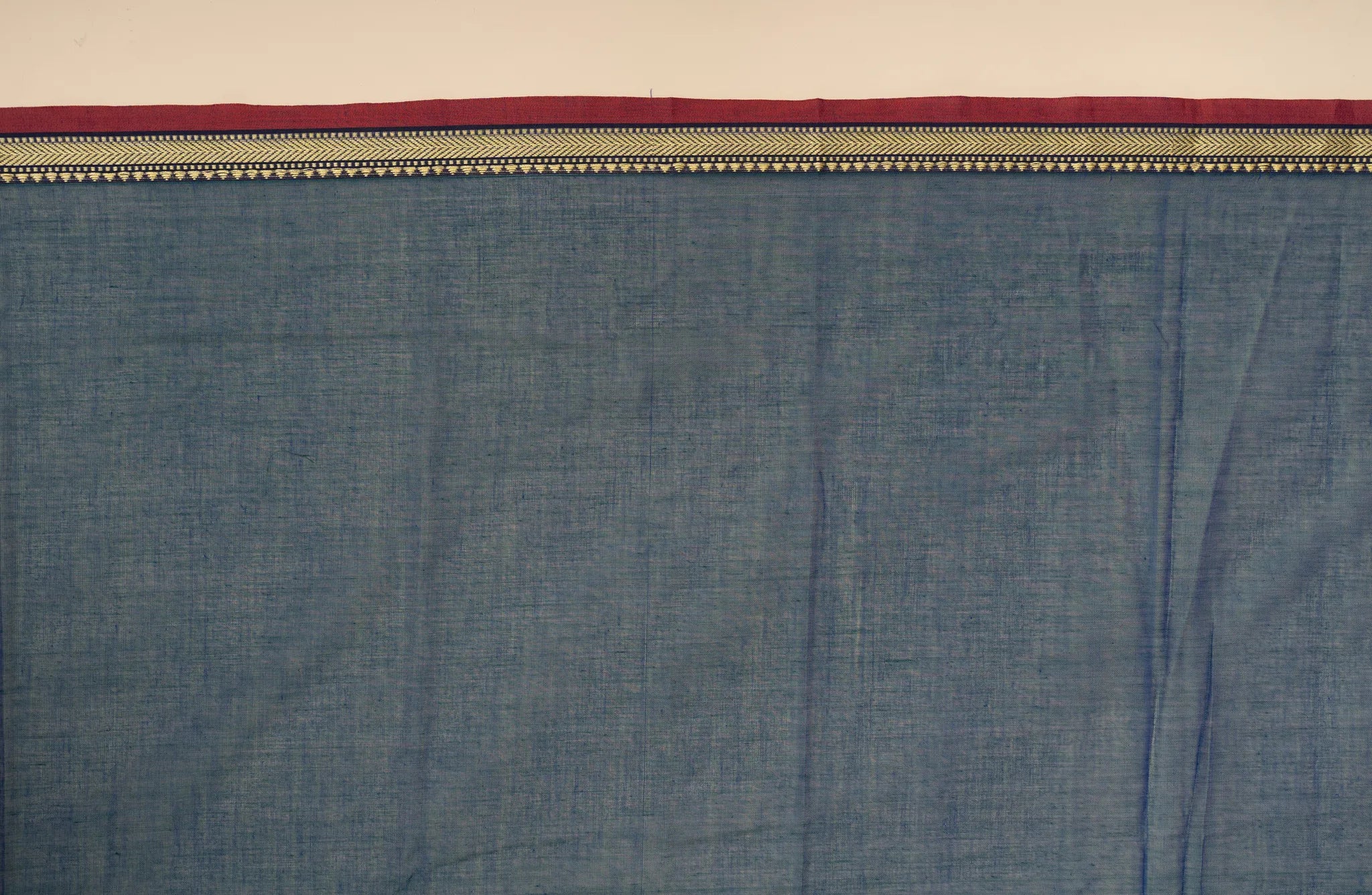Sherpa Blue Narayanpet Handloom Cotton Saree with Thin Border - view 4