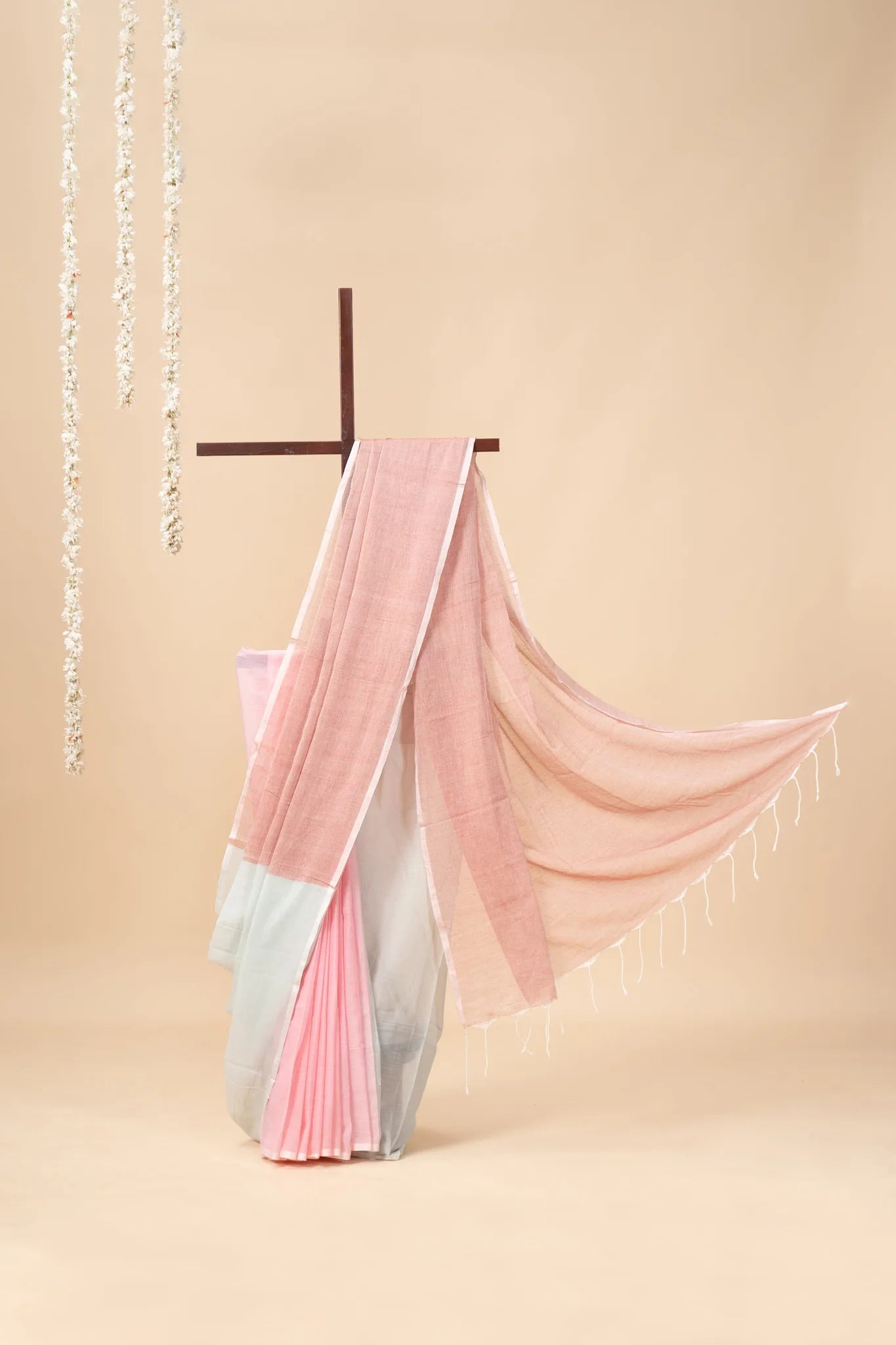 Pink & Grey Multi-Coloured Handloom Mul Cotton Saree - view 2