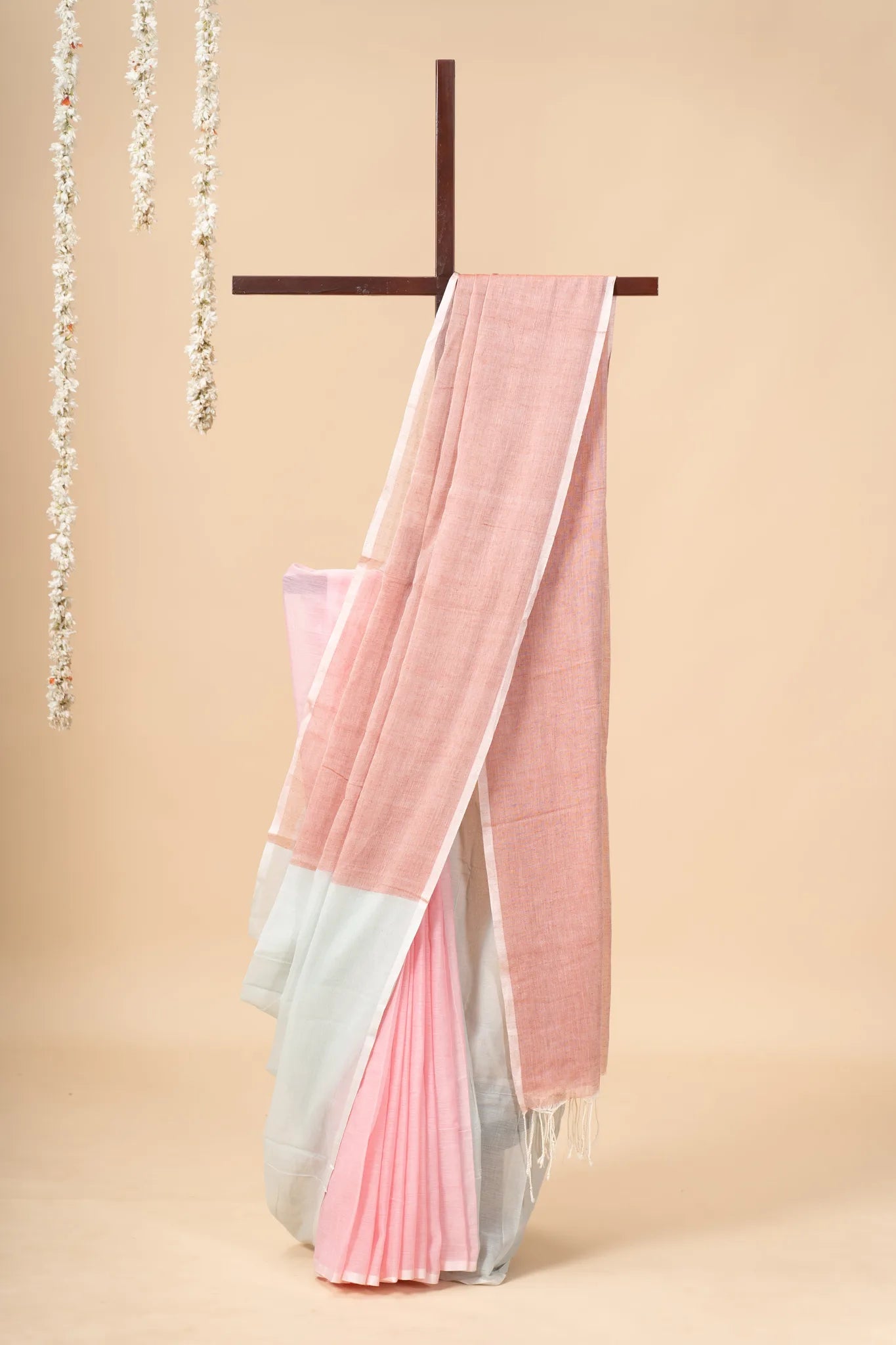 Pink & Grey Multi-Coloured Handloom Mul Cotton Saree