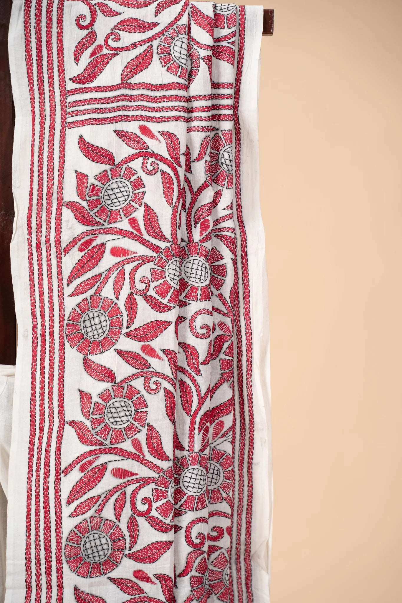 Pink Nakshi Kantha Handwoven Cotton Saree - view 3