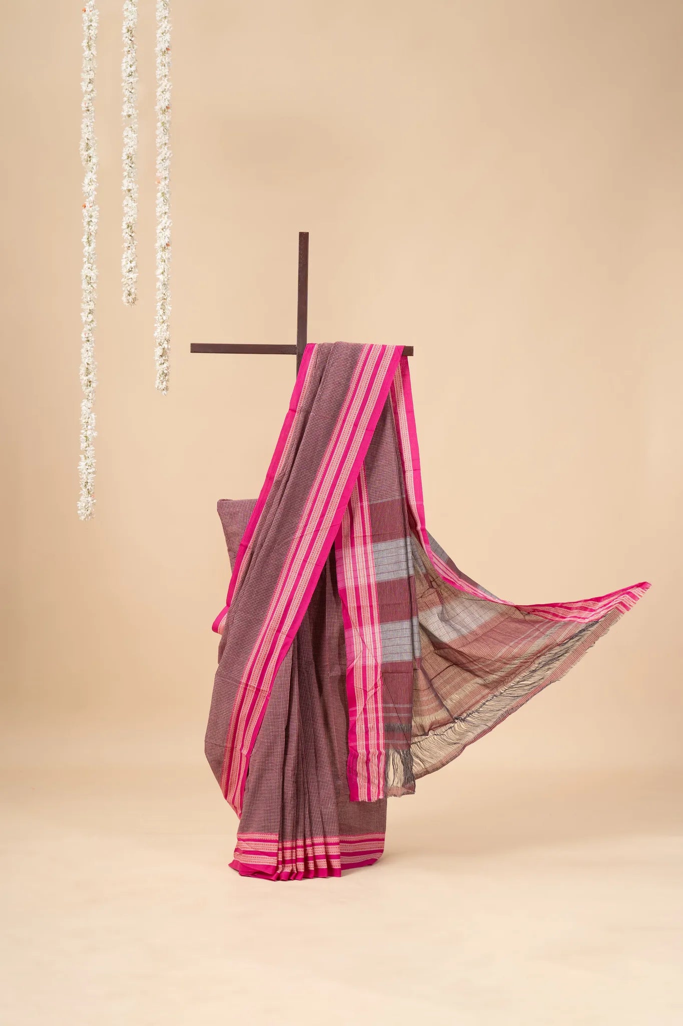 Pink Patteda Anchu Handloom Cotton Saree - view 2