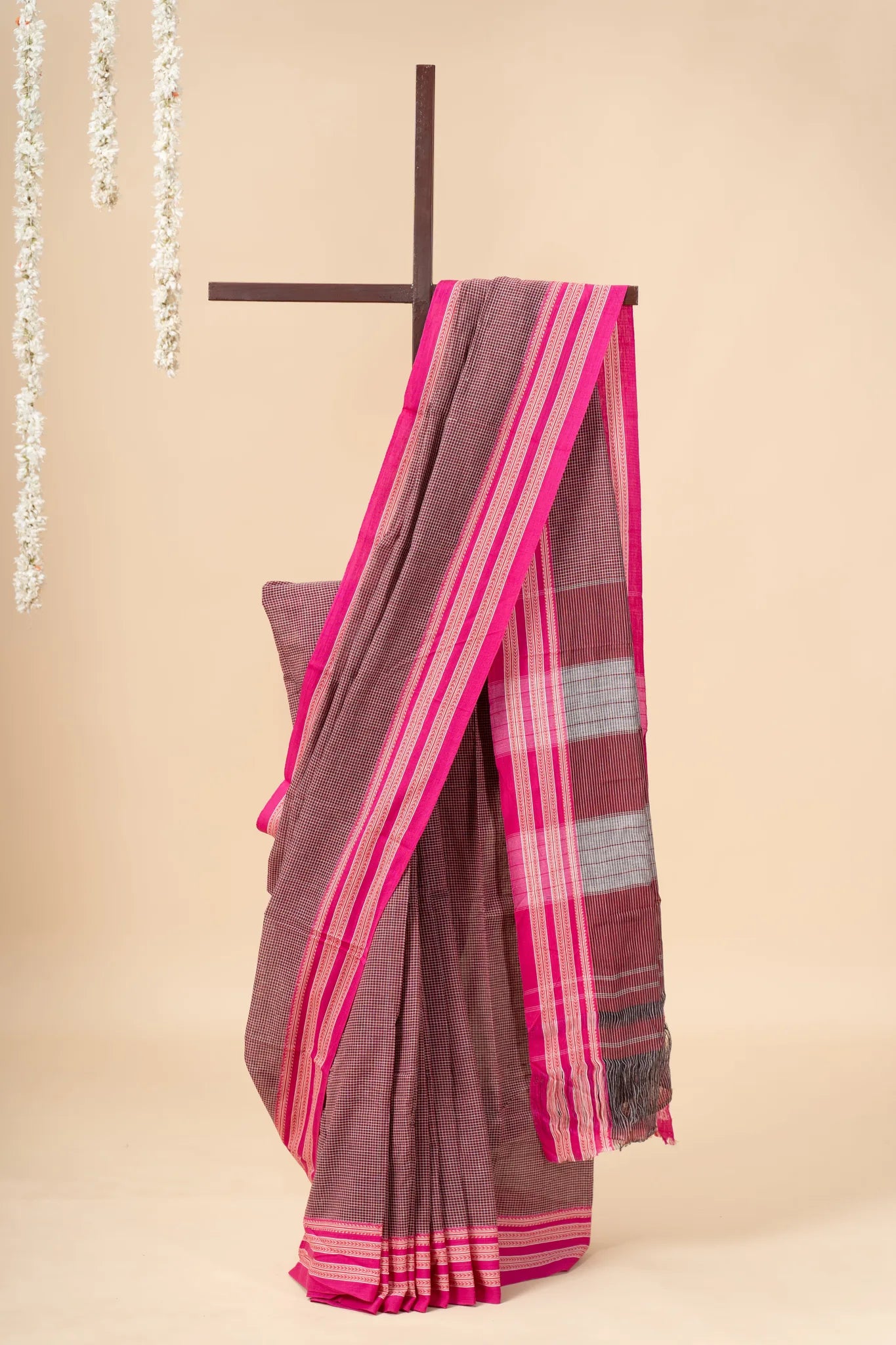 Pink Patteda Anchu Handloom Cotton Saree