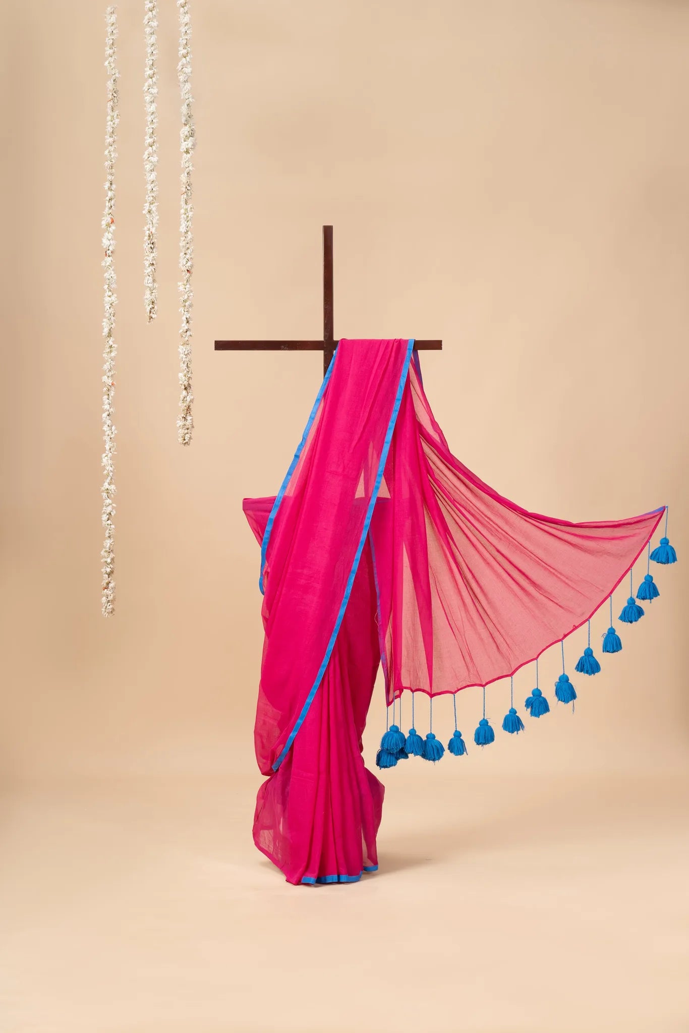Pink Mul Cotton Saree with Blue Pom Pom - view 2