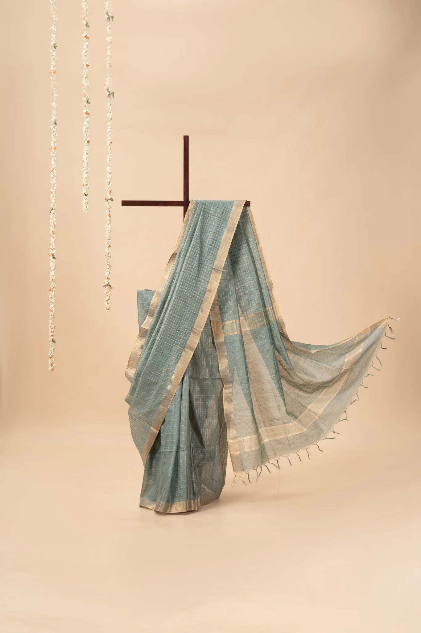 Sage Green Check Patterned Semi Tussar Silk Saree With Golden Zari - view 2