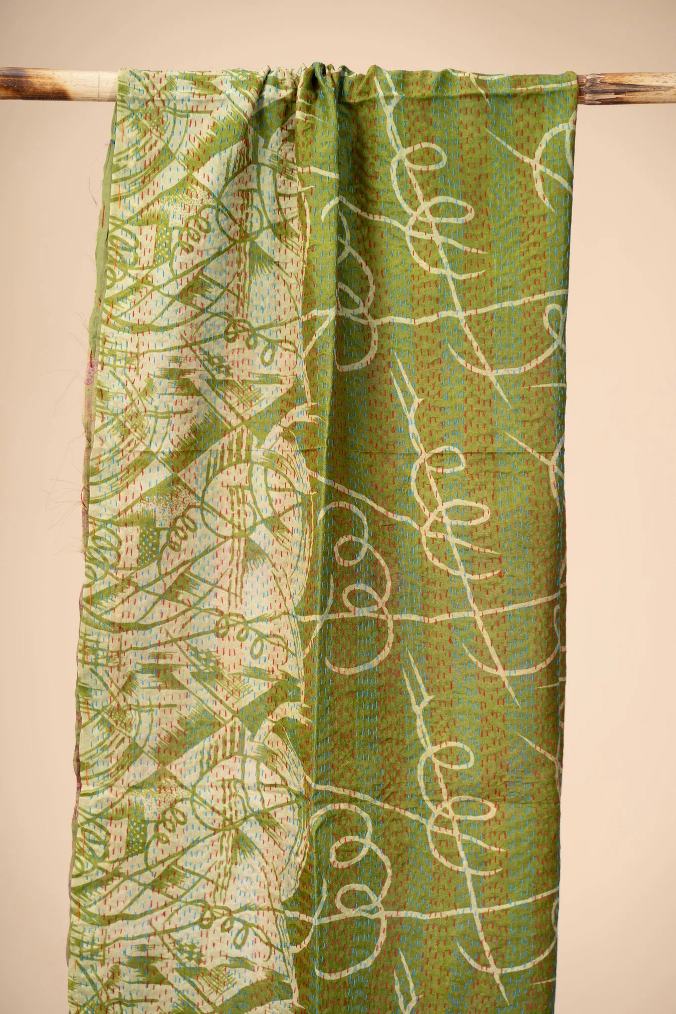 Reversible Up-cycled reversible silk Kantha Stitch Dupatta - view 2