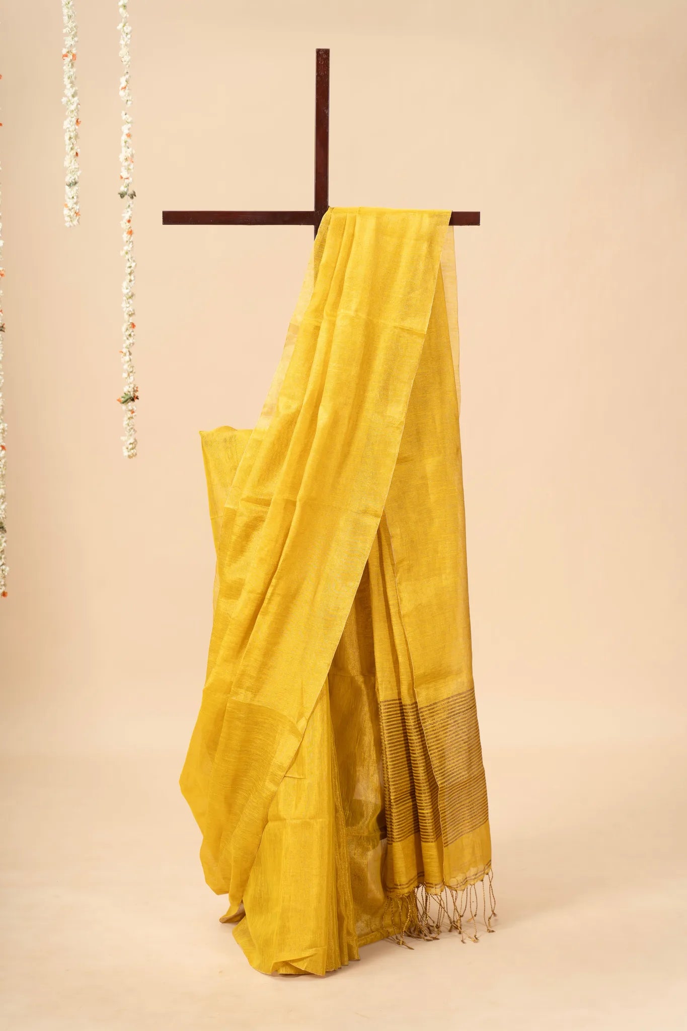 Yellow Light Weight Zari Linen Saree - view 2